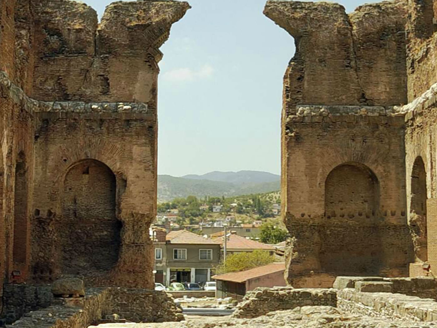 Driver Guide Turkey Tour By Sedan Car Driver Guide Turkey Tour By Sedan Car 4