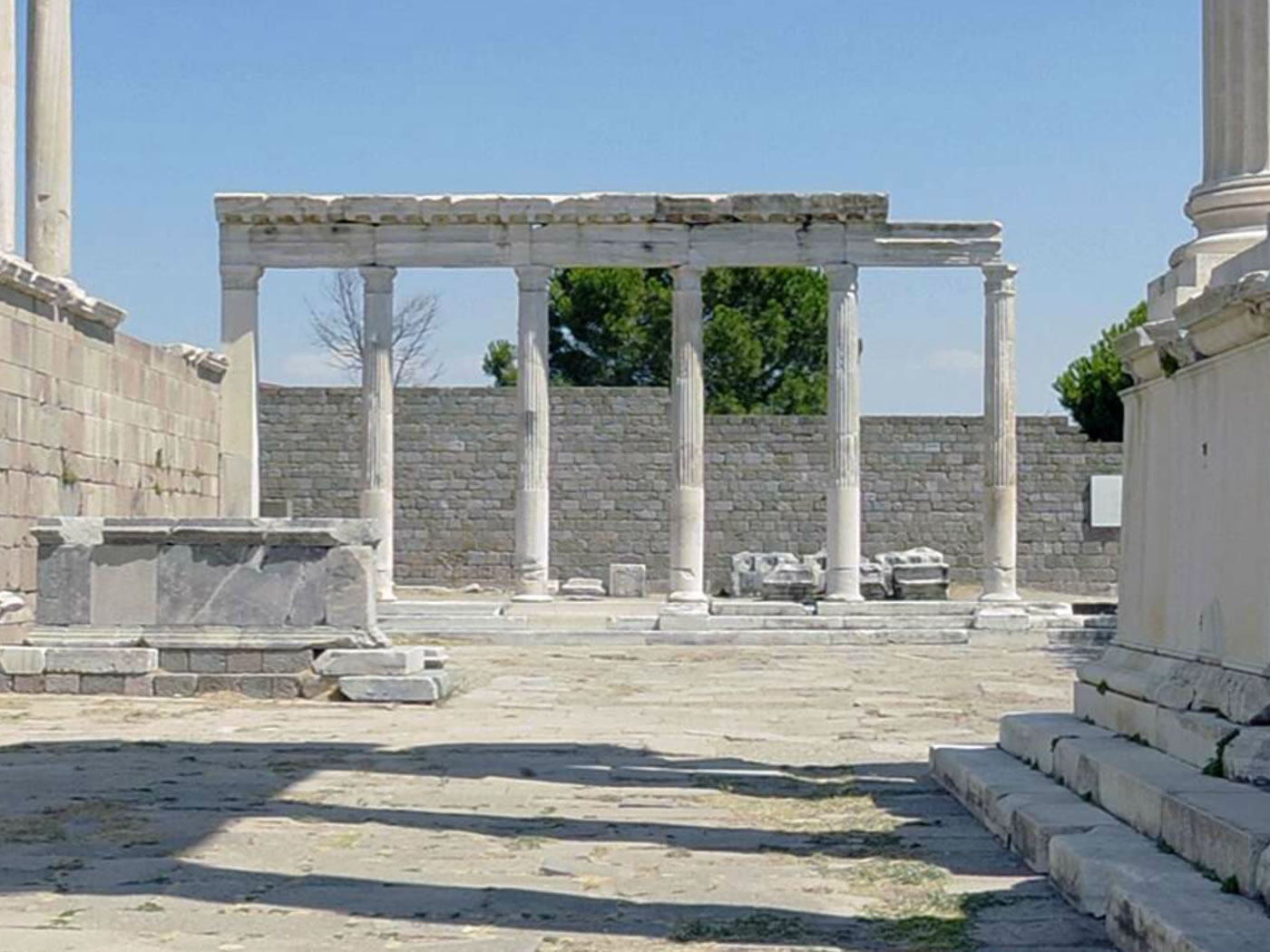 Pergamon Day Tour from Kusadasi Pergamon Day Tour from Kusadasi 3