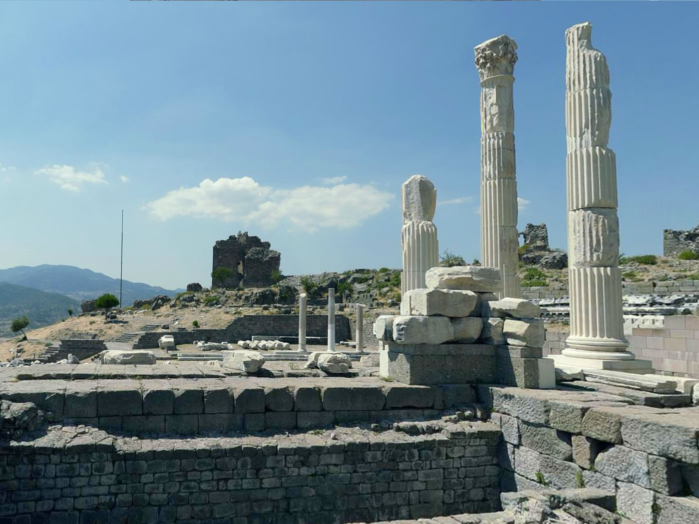 Private Pergamon Day Tour from Kusadasi Private Pergamon Day Tour from Kusadasi 6